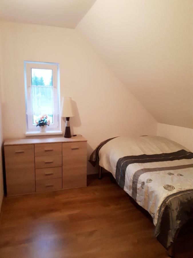 Apartament Deja Vu-Bieszczady Ustrzyki Dolne Exterior foto