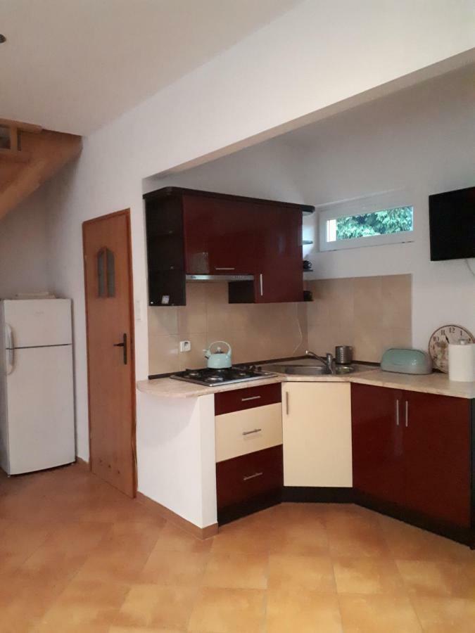 Apartament Deja Vu-Bieszczady Ustrzyki Dolne Exterior foto